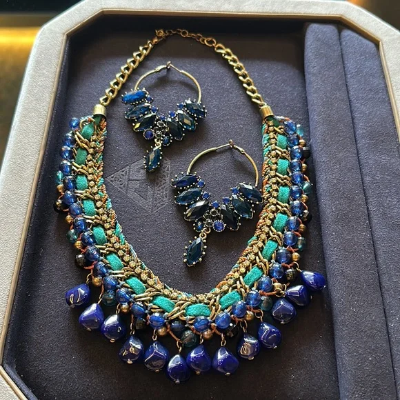 NWT Faux Sapphire , American diamond and metallic bead necklace with earrings! - Picture 3 of 11